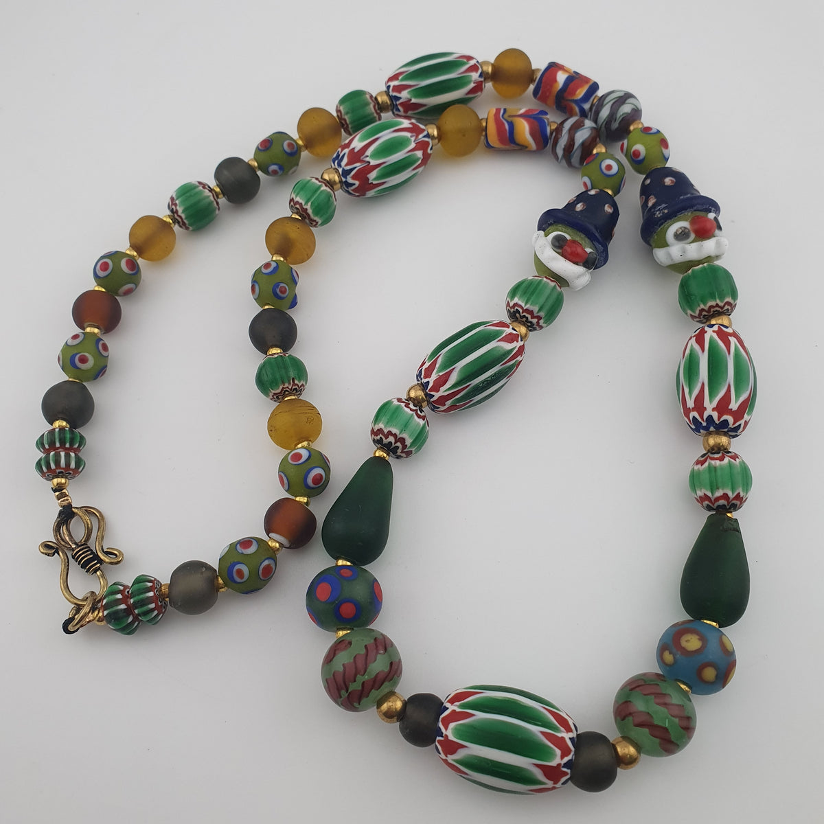 Collier de perles de verre style africain vénitien vintage mélangé