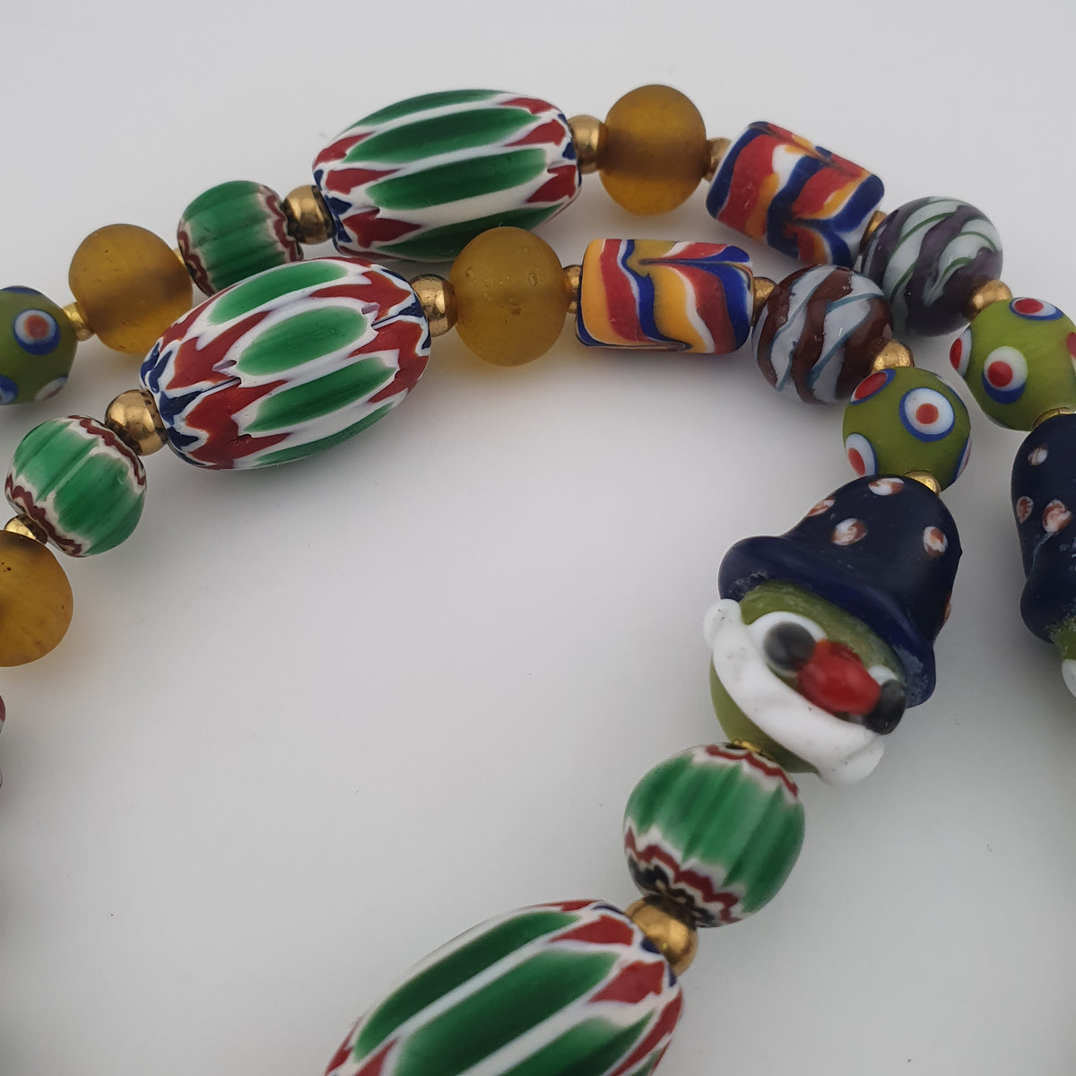 Collier de perles de verre style africain vénitien vintage mélangé