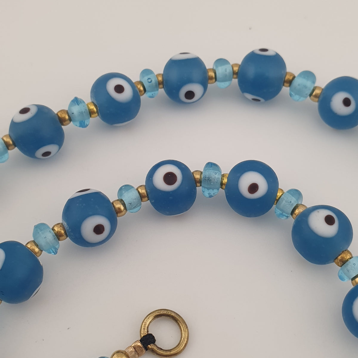 Collier de perles en verre de style vénitien vintage Œil de Turc