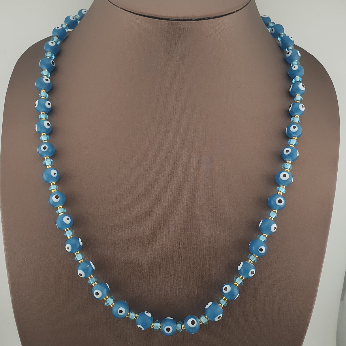 Collier de perles en verre de style vénitien vintage Œil de Turc