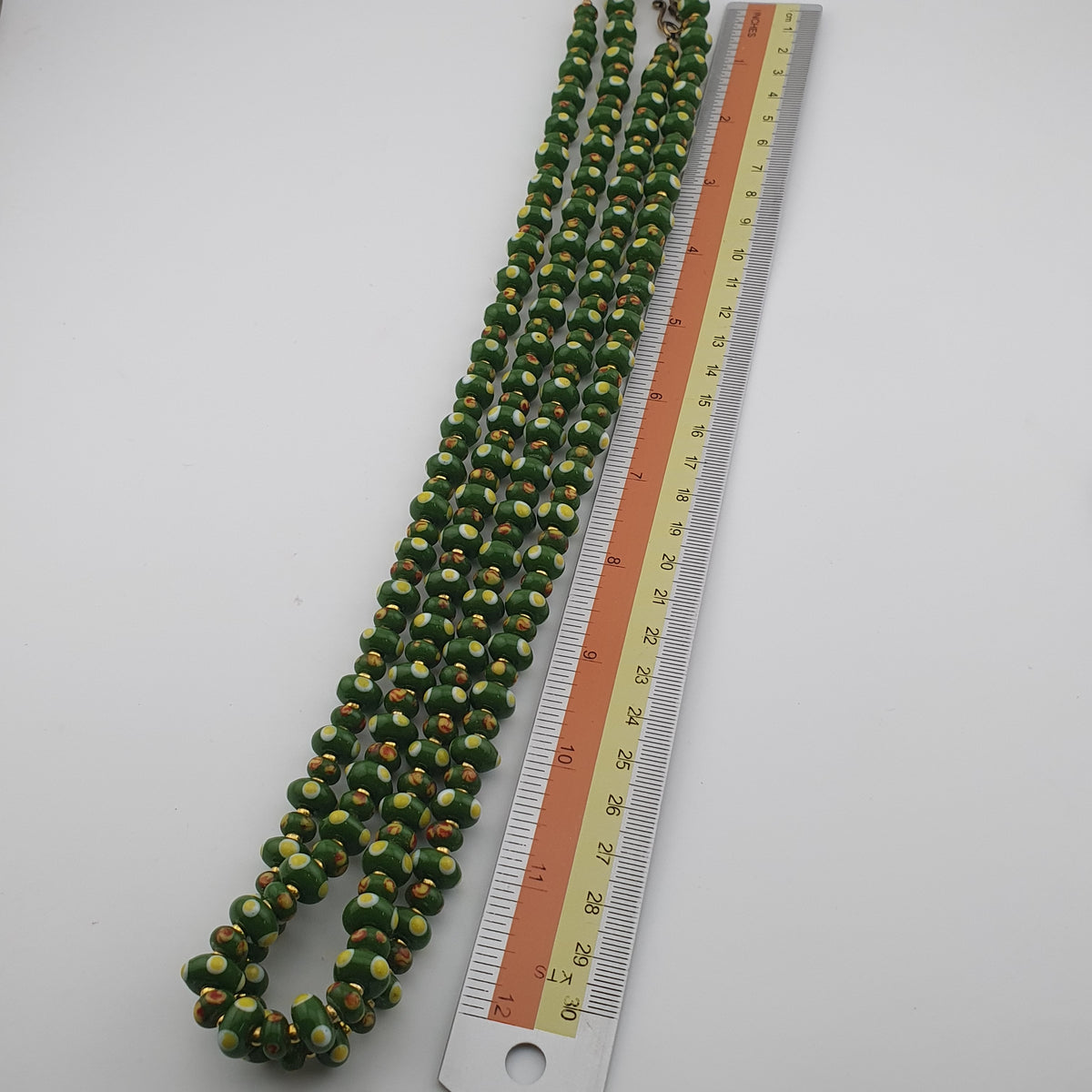 Vintage Venetian Style Green Eyes Tire Shape Glass Beads Necklace