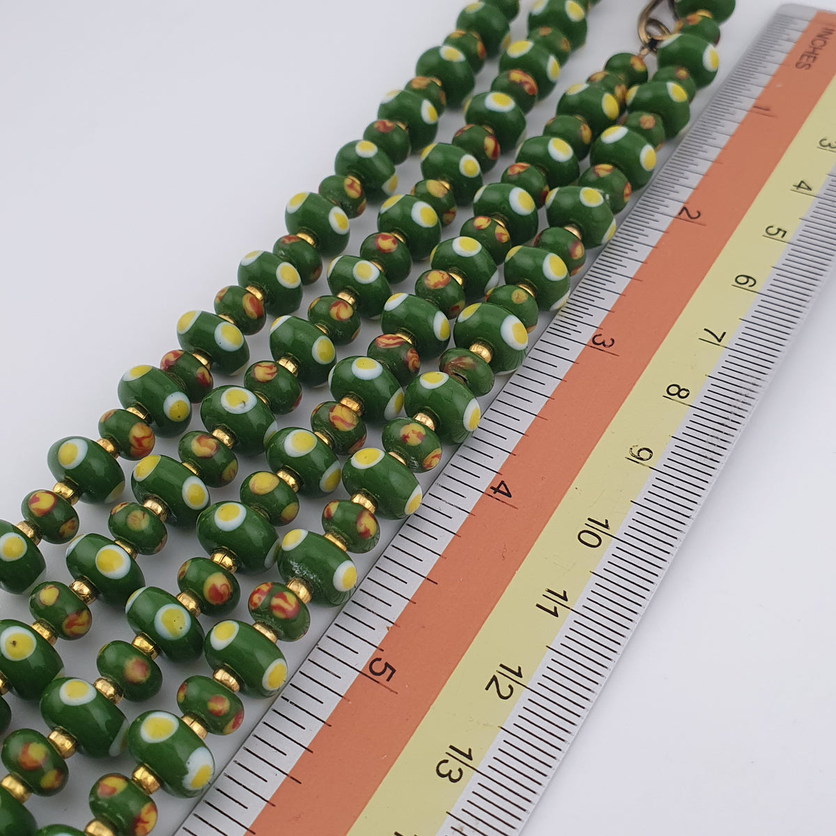 Vintage Venetian Style Green Eyes Tire Shape Glass Beads Necklace
