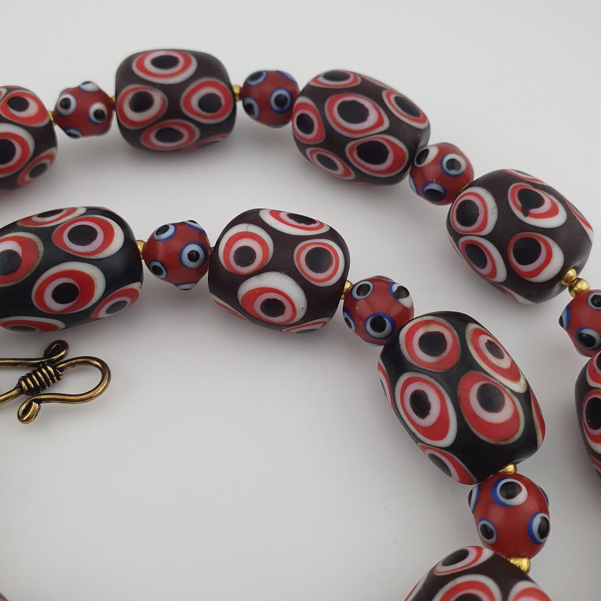 Antique Venetian Style Skunk Eyes Glass Big Beads Necklace