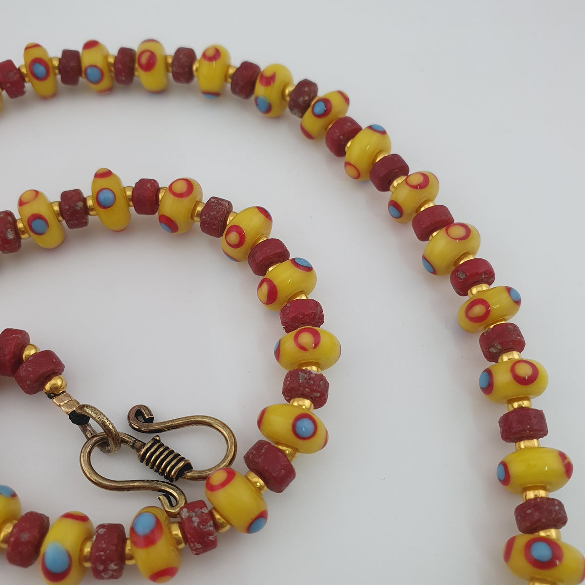 Antique Venetian African Eyes & Red African Tiny tire Shape Glass Beads Necklace