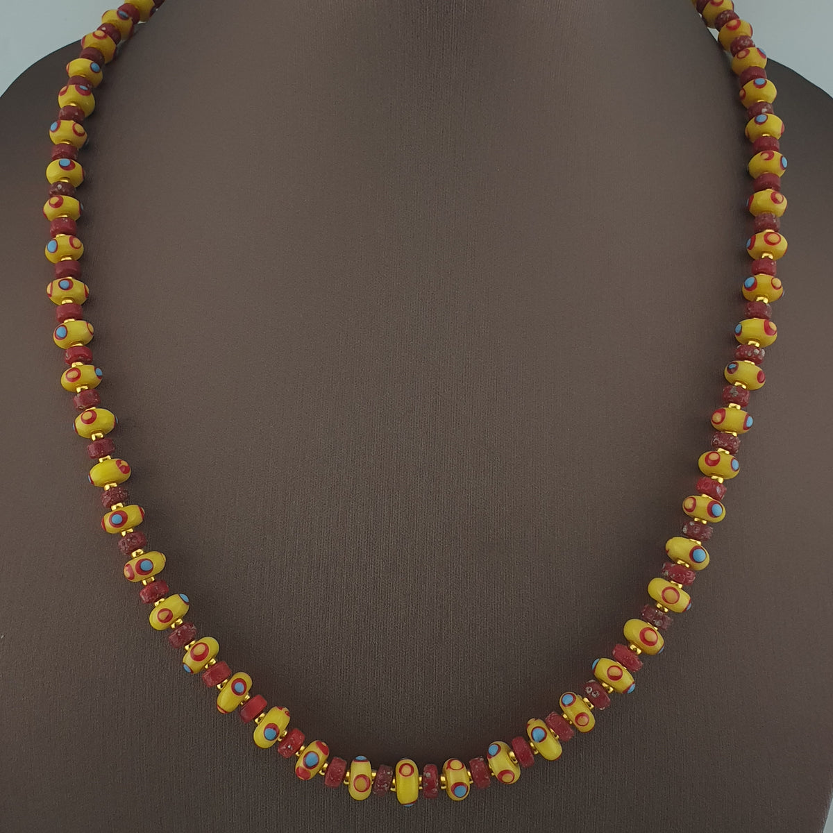 Antique Venetian African Eyes & Red African Tiny tire Shape Glass Beads Necklace