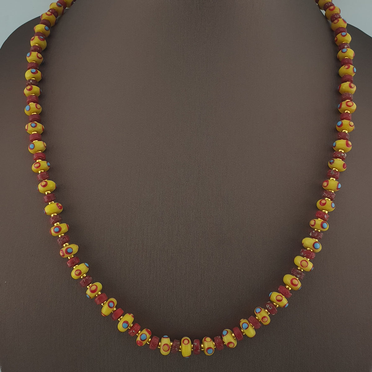 Antique Venetian African Eyes & Red African Tiny tire Shape Glass Beads Necklace