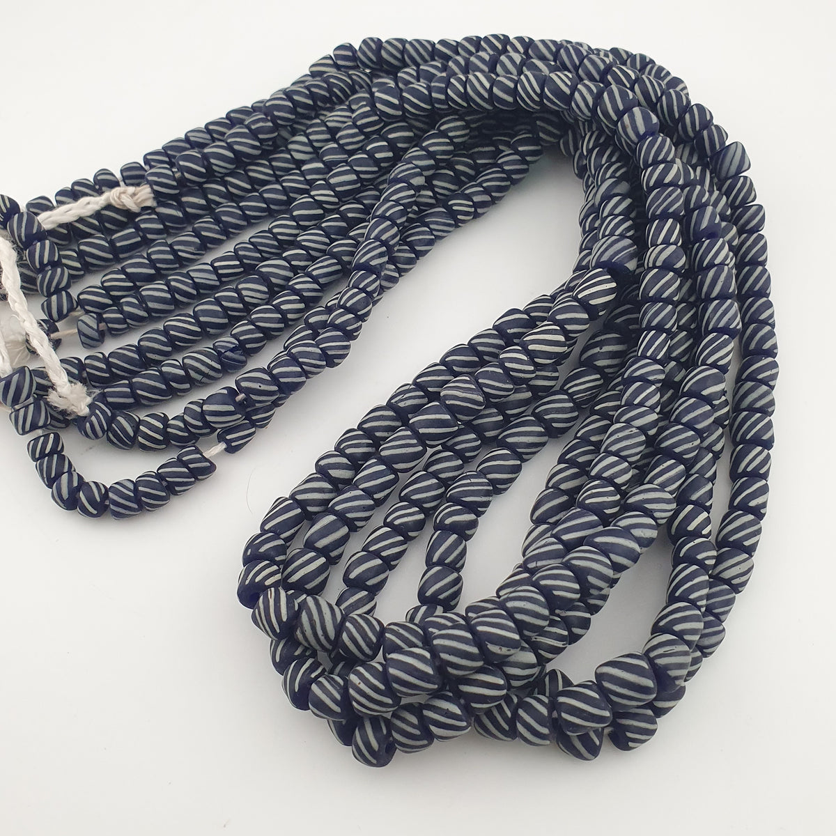 Vintage African white Stripe Black 7.0mm - 7.3mm Glass Beads Necklace