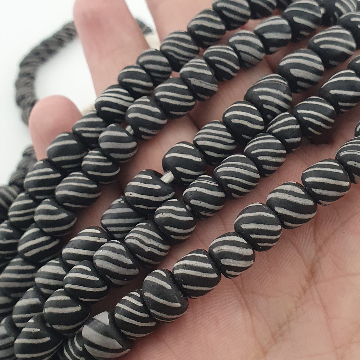 Vintage African Style White Stripe Black 8.2mm - 8.5mm Glass Beads Necklace Strand