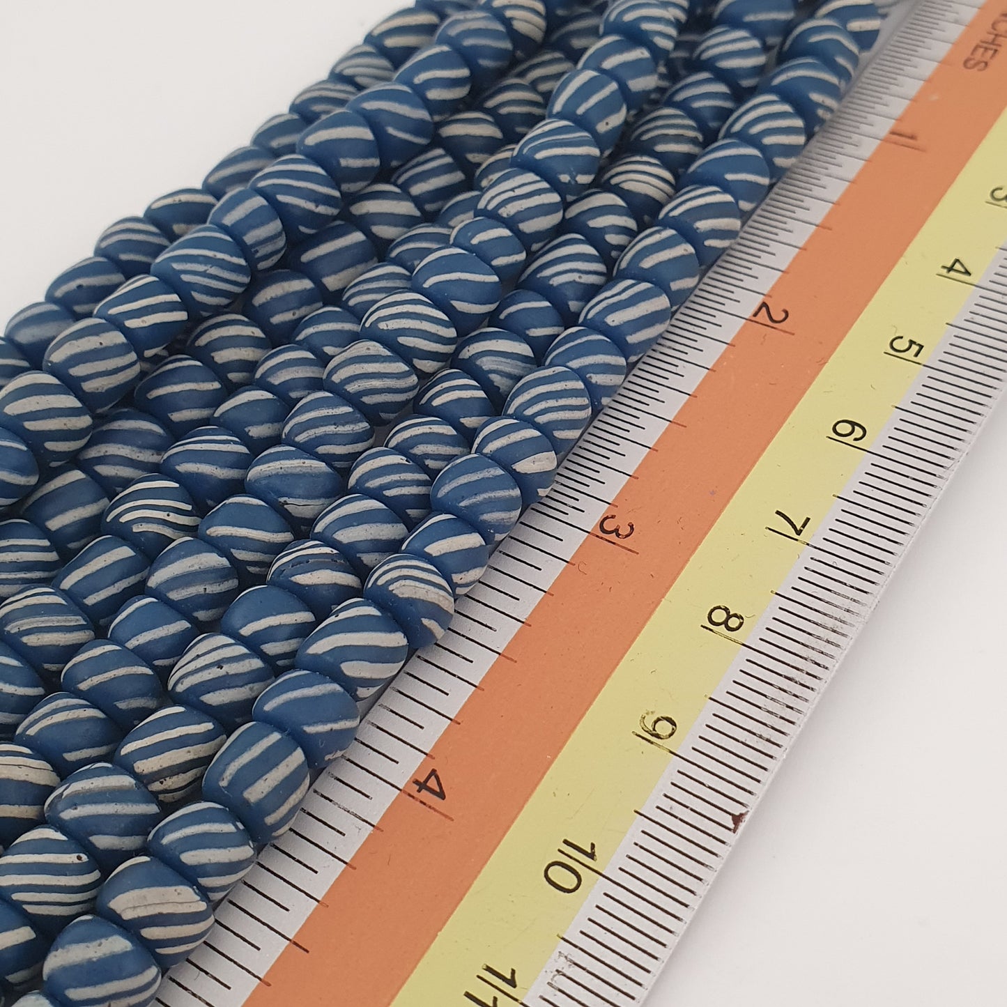 Vintage Afrikanischer Stil Weißer Streifen Blau 7mm -8mm Glasperlen Halskette Strang