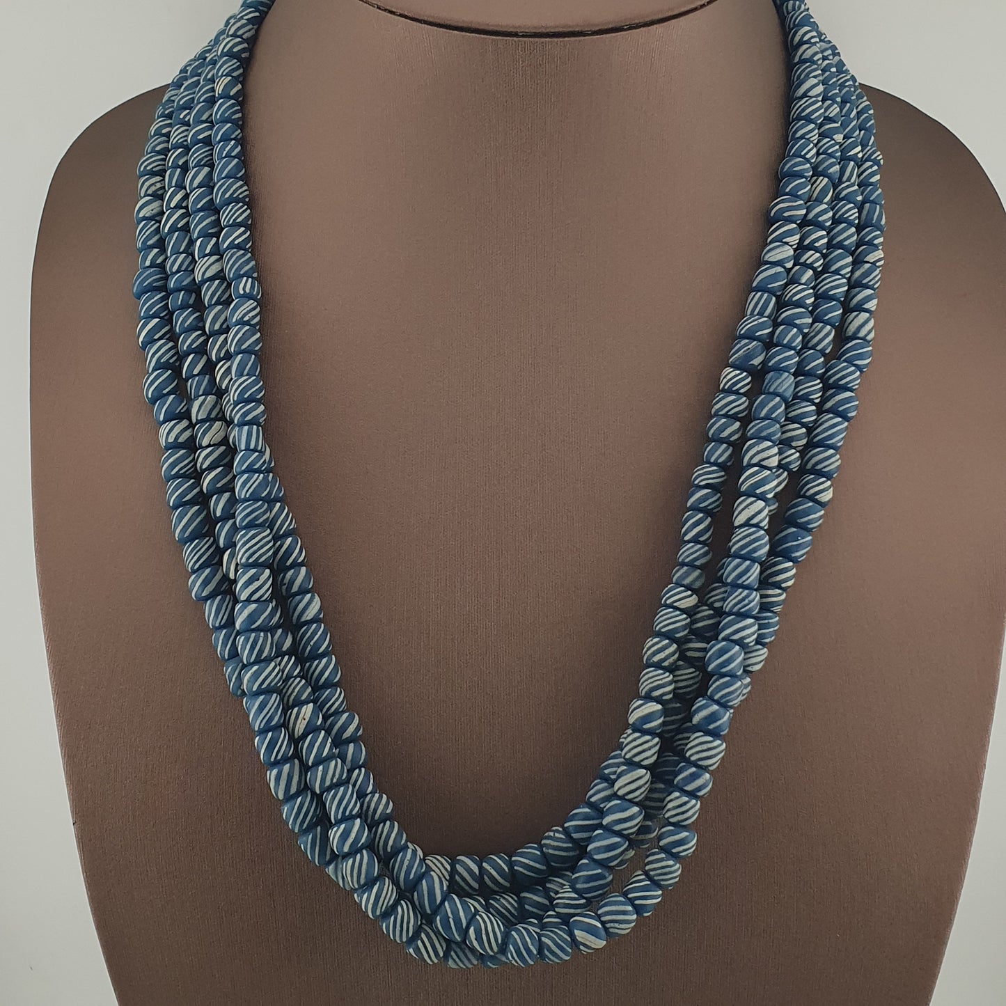 Vintage Afrikanischer Stil Weißer Streifen Blau 7mm -8mm Glasperlen Halskette Strang