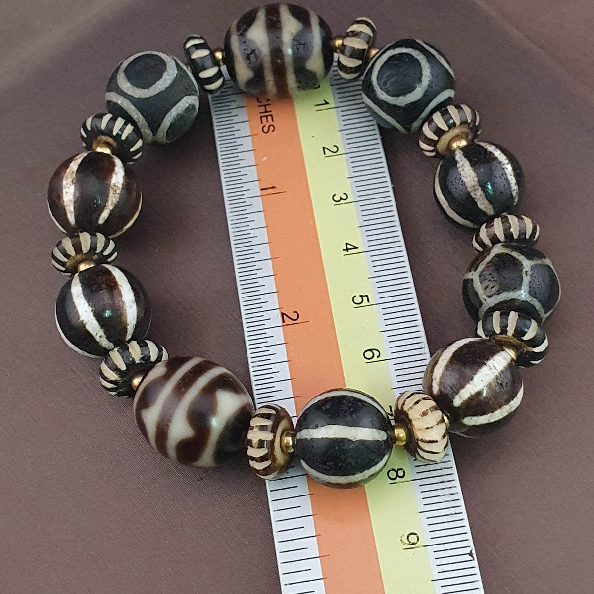 Antikes burmesisches Pumtek-Pyu- & Dzi-Achatperlenarmband
