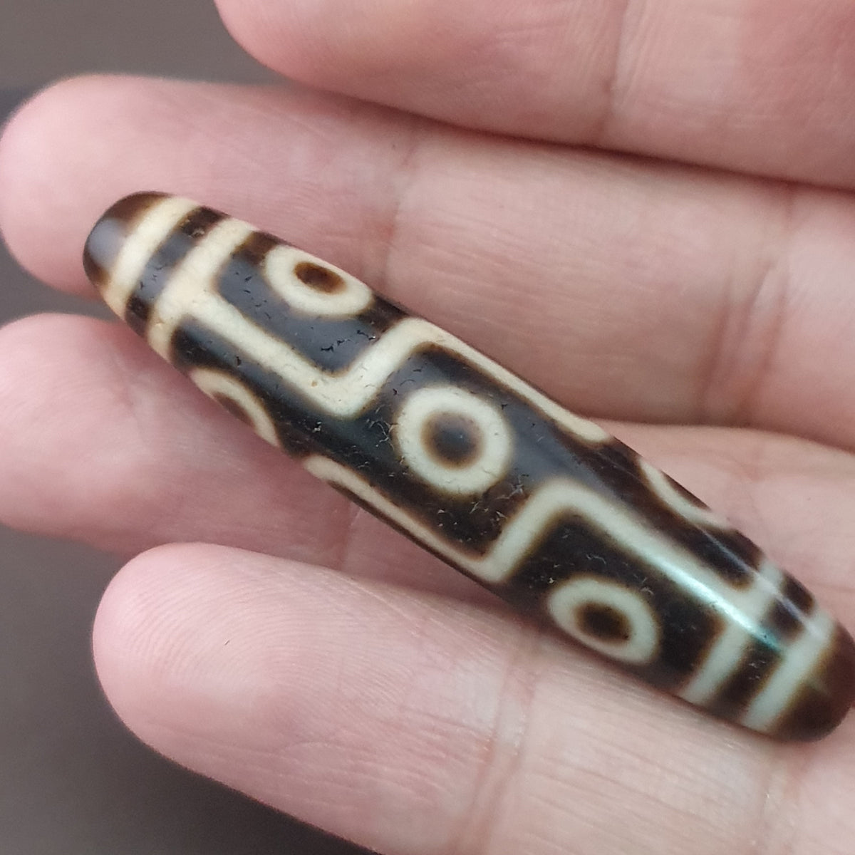 Pendentif Amulette Tibétaine Ancienne Agate Dzi 9 Yeux de l'Himalaya