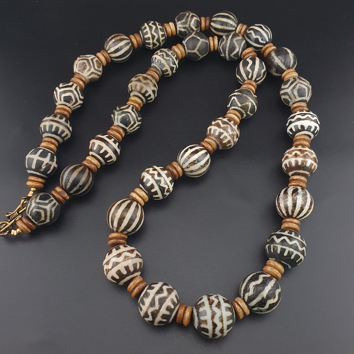 Collier de perles Pumtek Pyu antiques birmanes