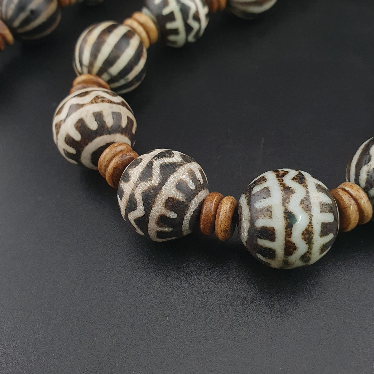 Collier de perles Pumtek Pyu antiques birmanes