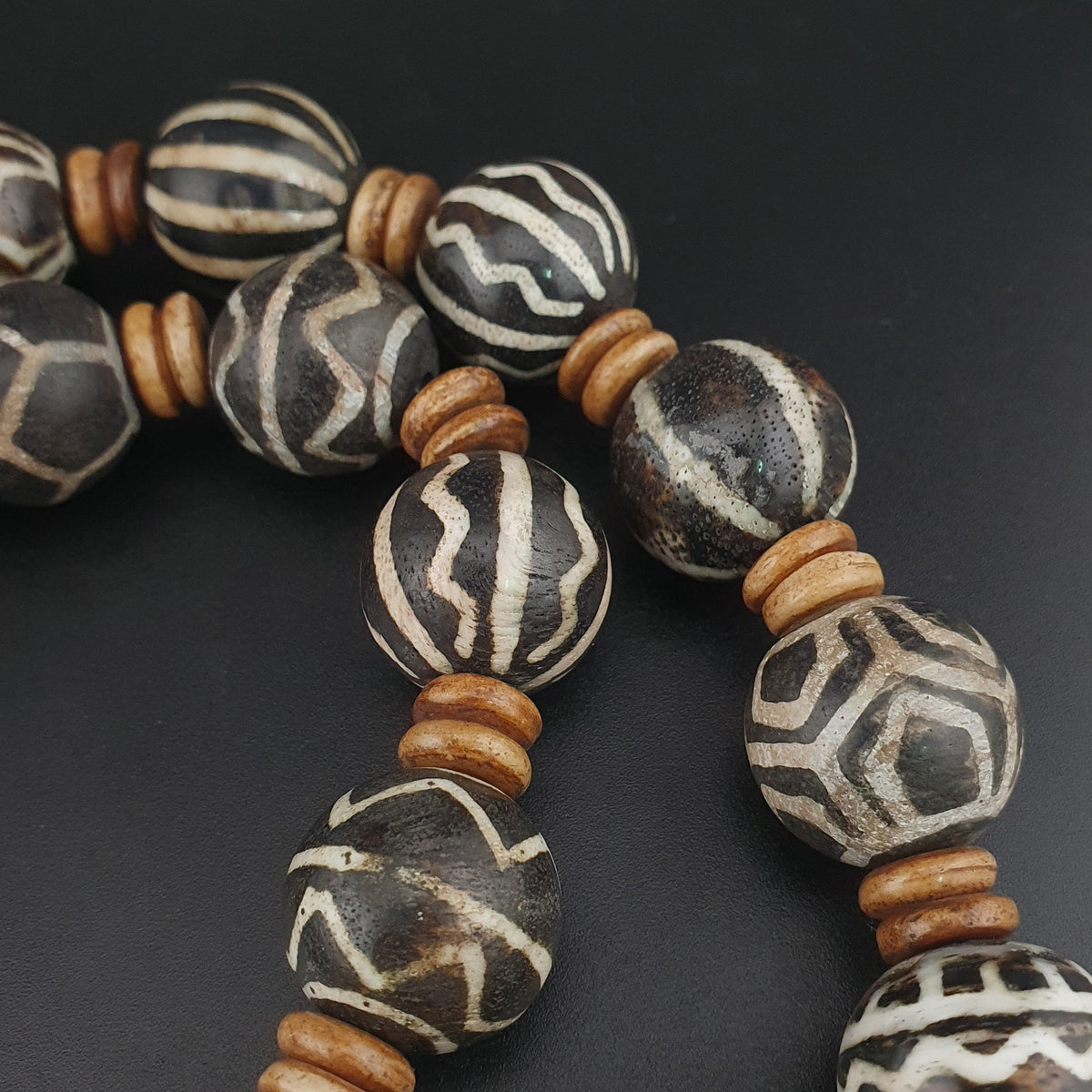 Collier de perles Pumtek Pyu antiques birmanes