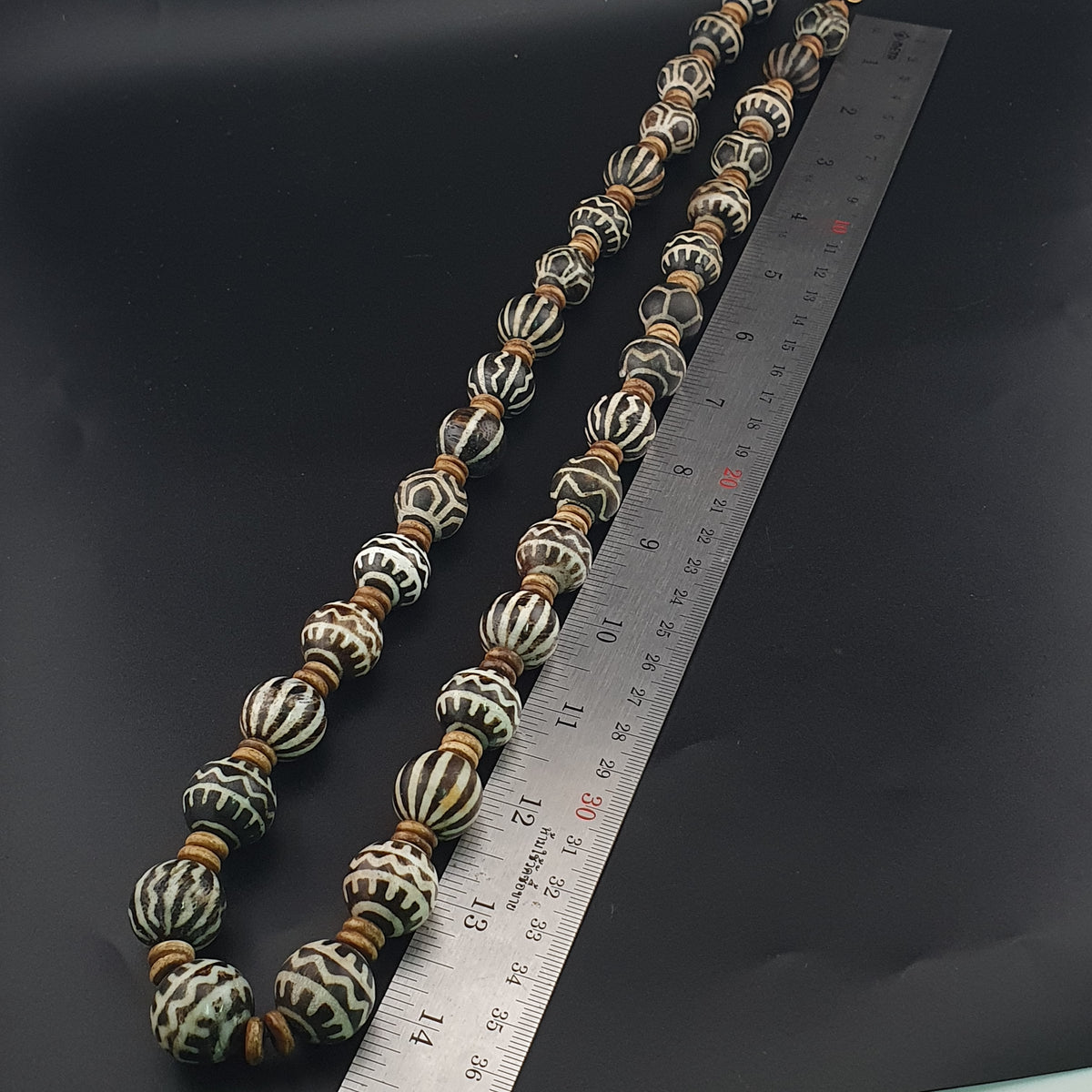 Collier de perles Pumtek Pyu antiques birmanes