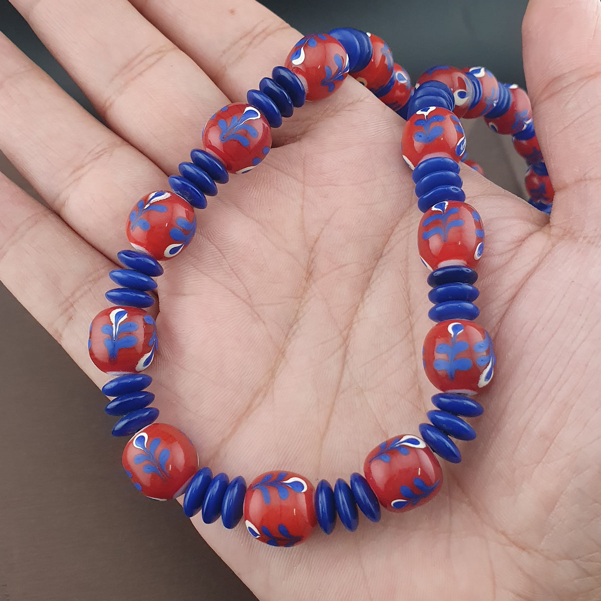 Vintage Venetian Style Floral Glass And tire Shape Blue Glass Beads Necklace