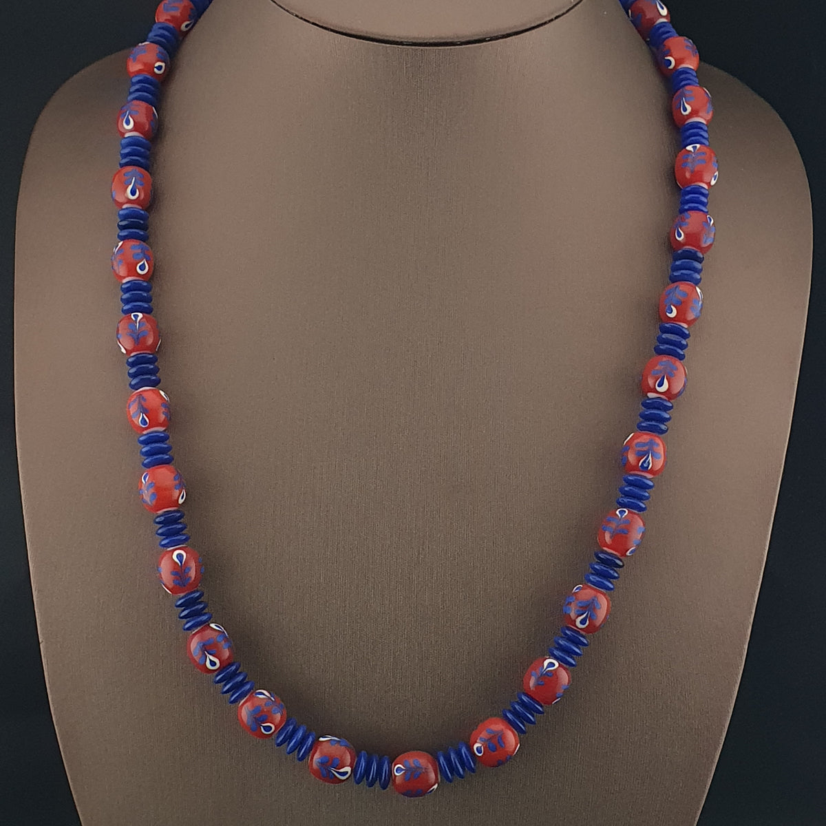 Vintage Venetian Style Floral Glass And tire Shape Blue Glass Beads Necklace