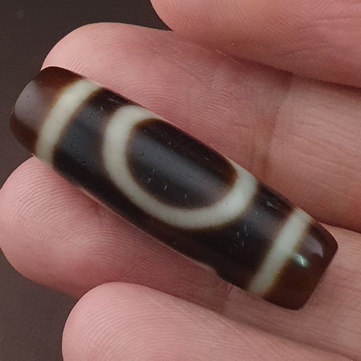 Pendentif Amulette Perle Dzi en Agate Oeil Circulaire & Carré Antique Tibétain de l'Himalaya