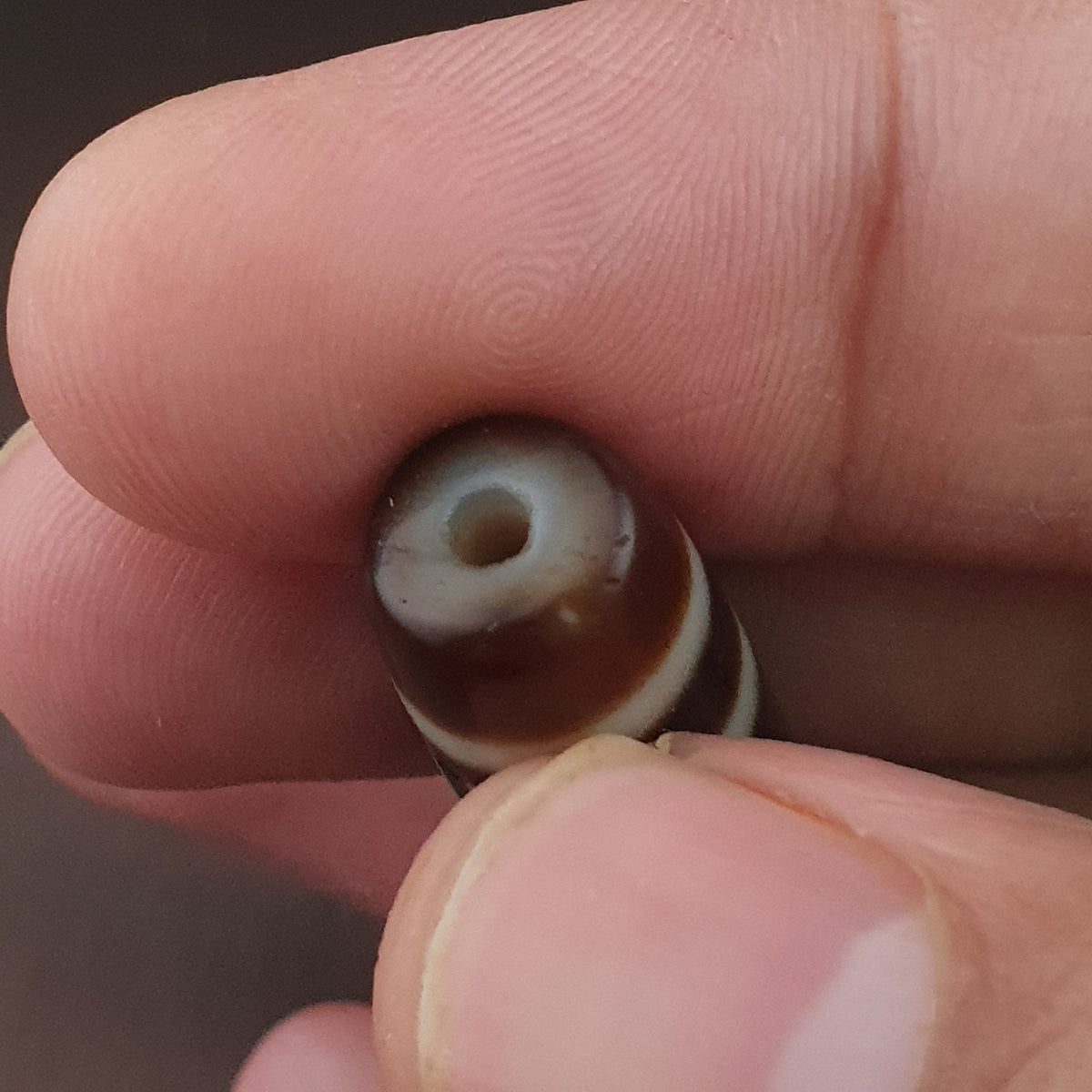 Pendentif Amulette Perle Dzi en Agate Oeil Circulaire & Carré Antique Tibétain de l'Himalaya
