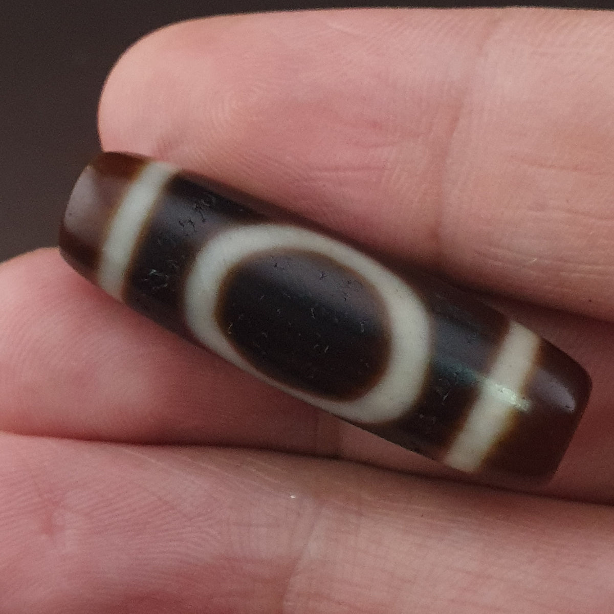 Pendentif Amulette Perle Dzi en Agate Oeil Circulaire & Carré Antique Tibétain de l'Himalaya