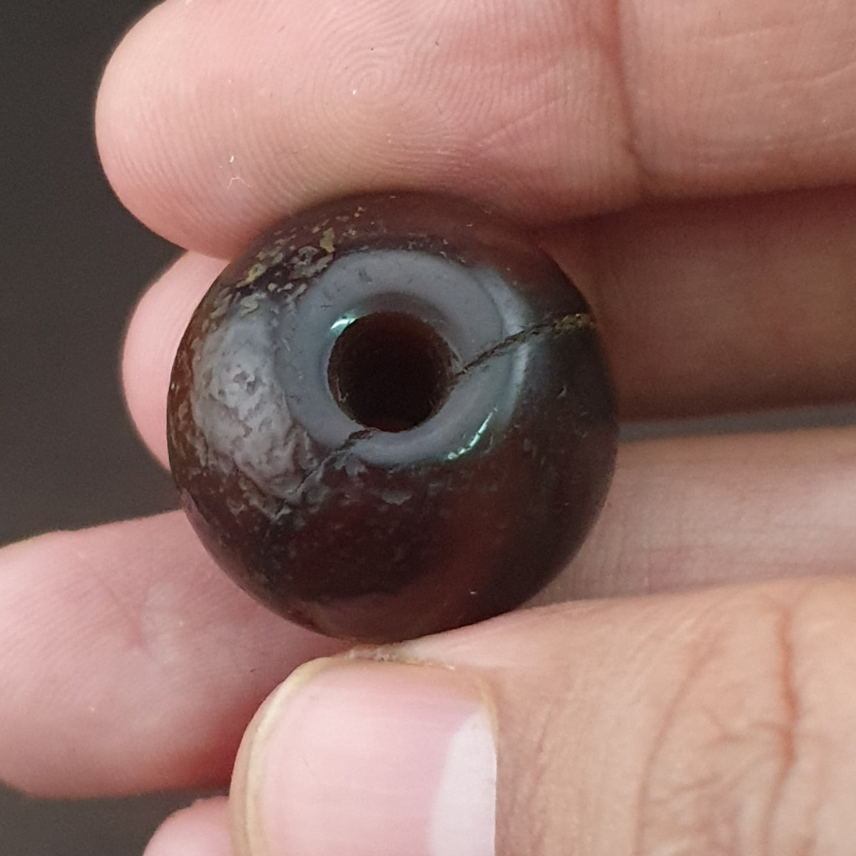 Vintage Natural Pattern Suliemani Tire Shape Agate Bead Amulet