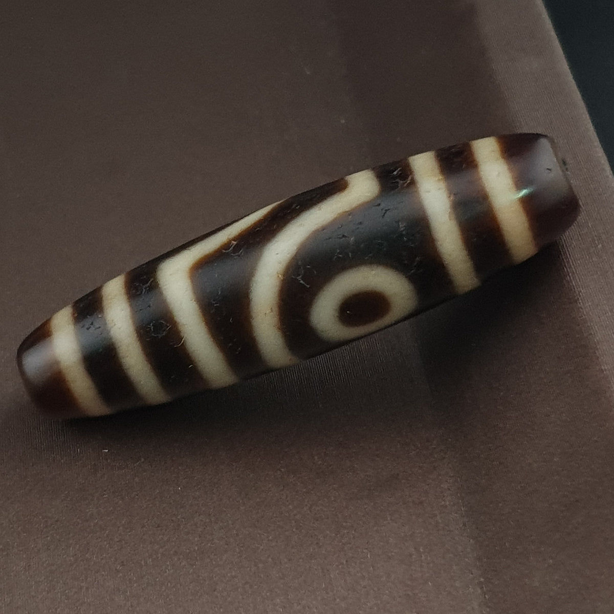 Antique Himalayan Tibetan 2 Eyes Agate Dzi Bead Amulet