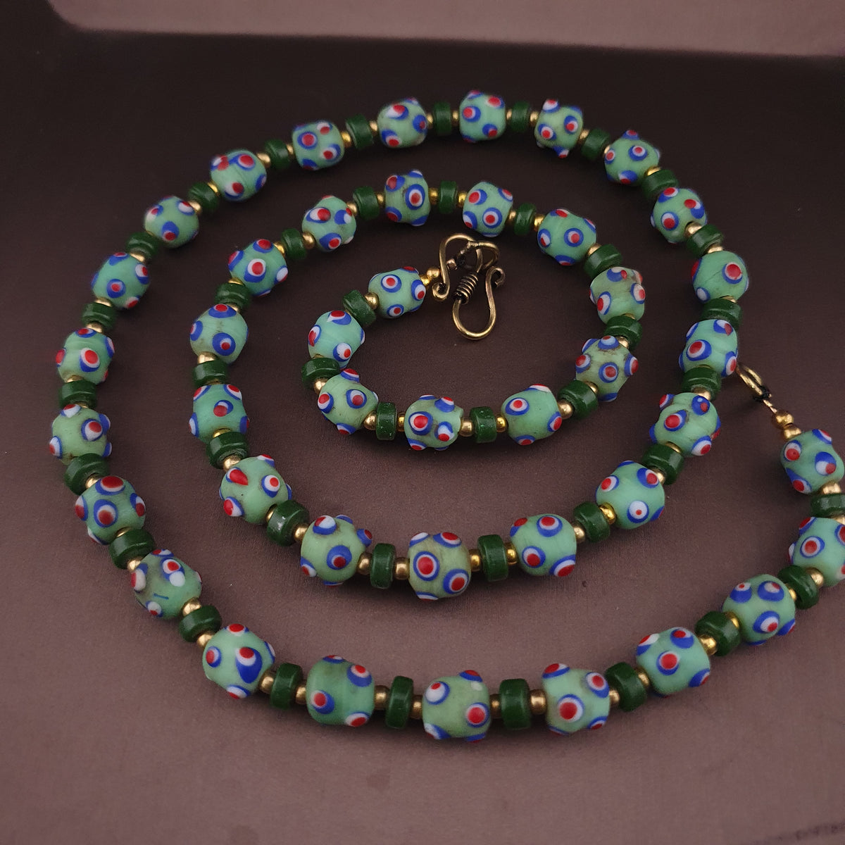Vintage Venetian Style Skunk Eyes GlassBeads Necklace