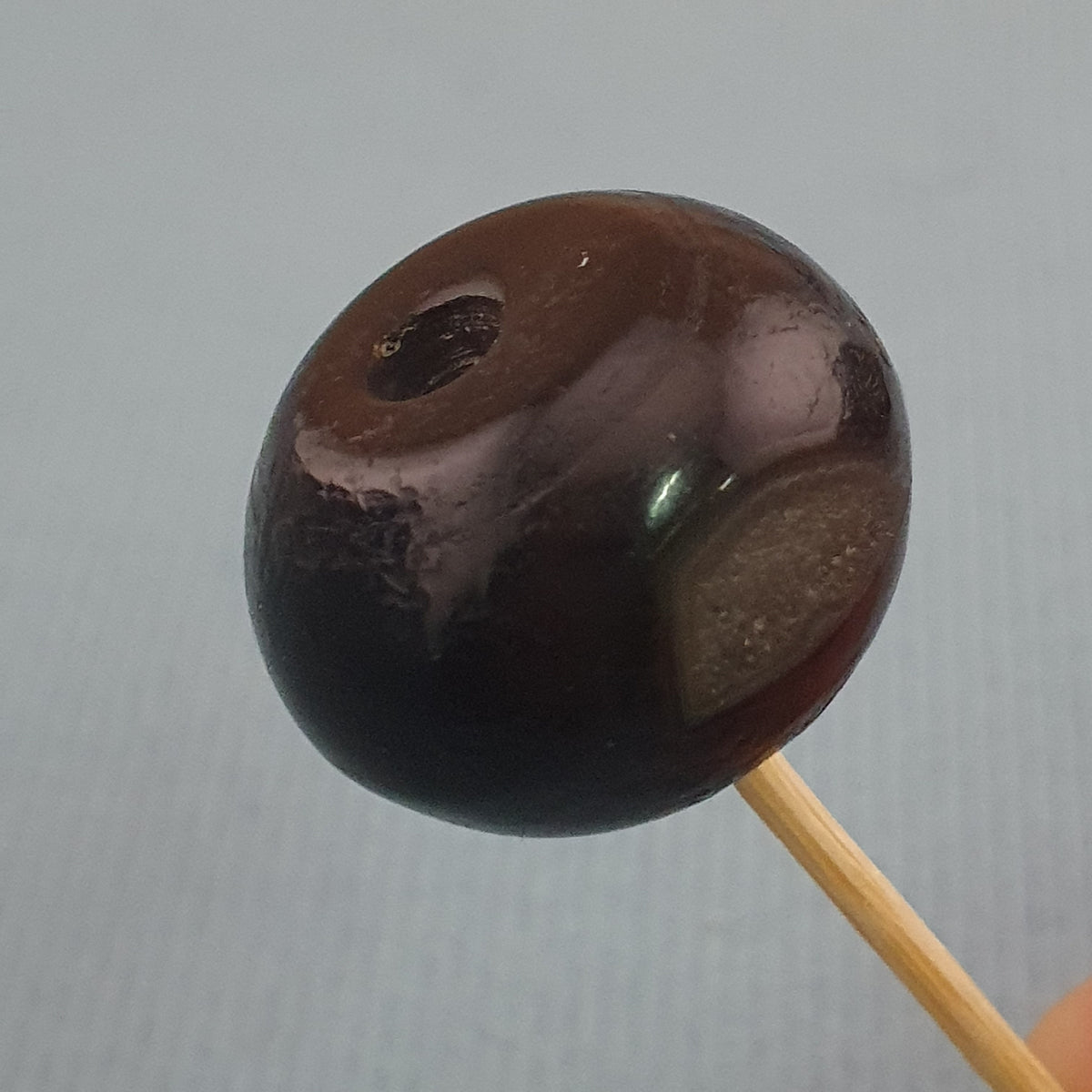 Amulette vintage en œil de Suleimani en agate naturelle, forme pneu