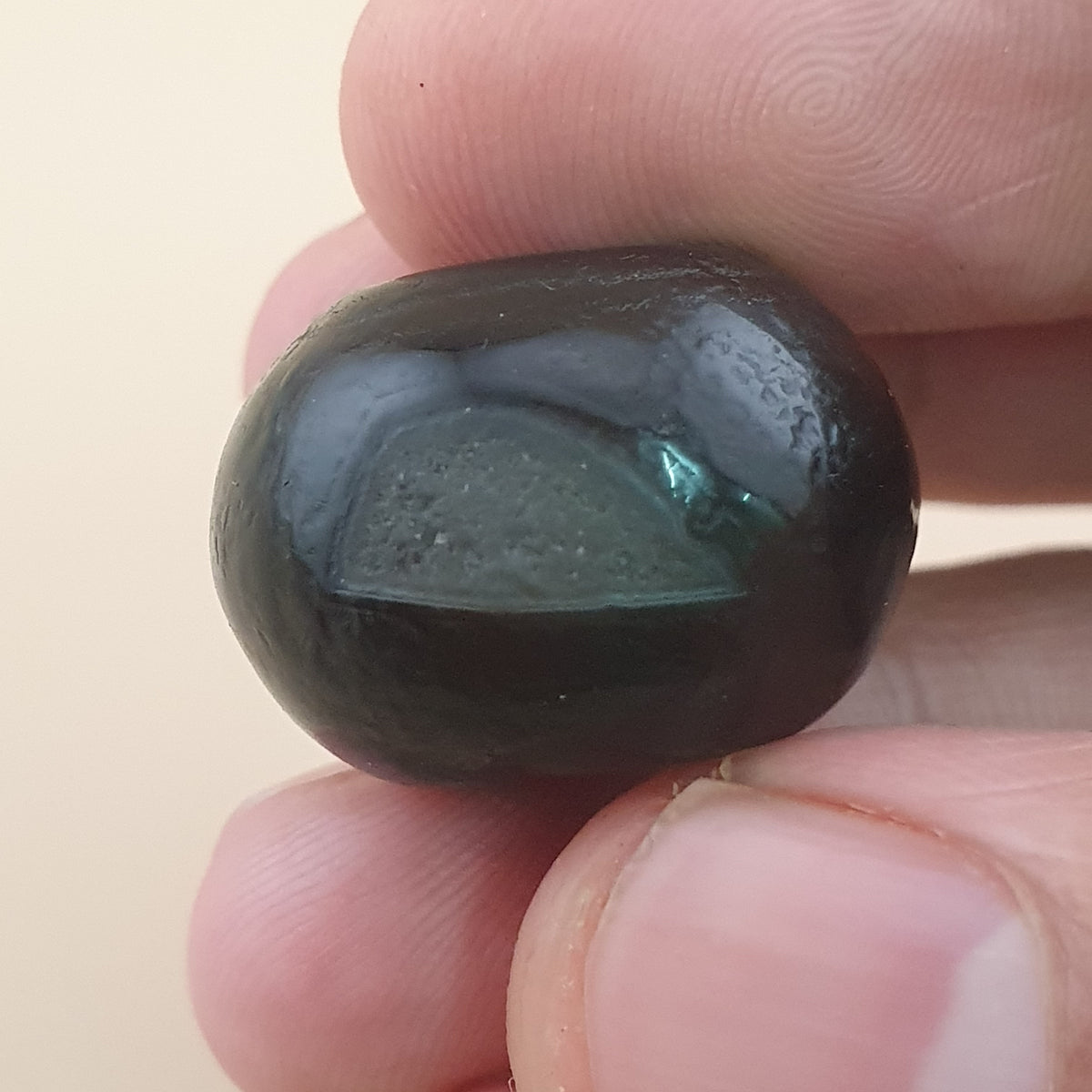 Amulette vintage en œil de Suleimani en agate naturelle, forme pneu