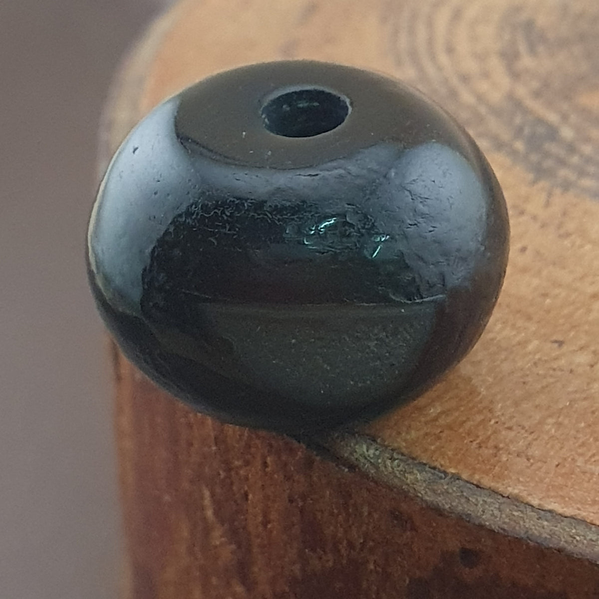 Amulette vintage en œil de Suleimani en agate naturelle, forme pneu