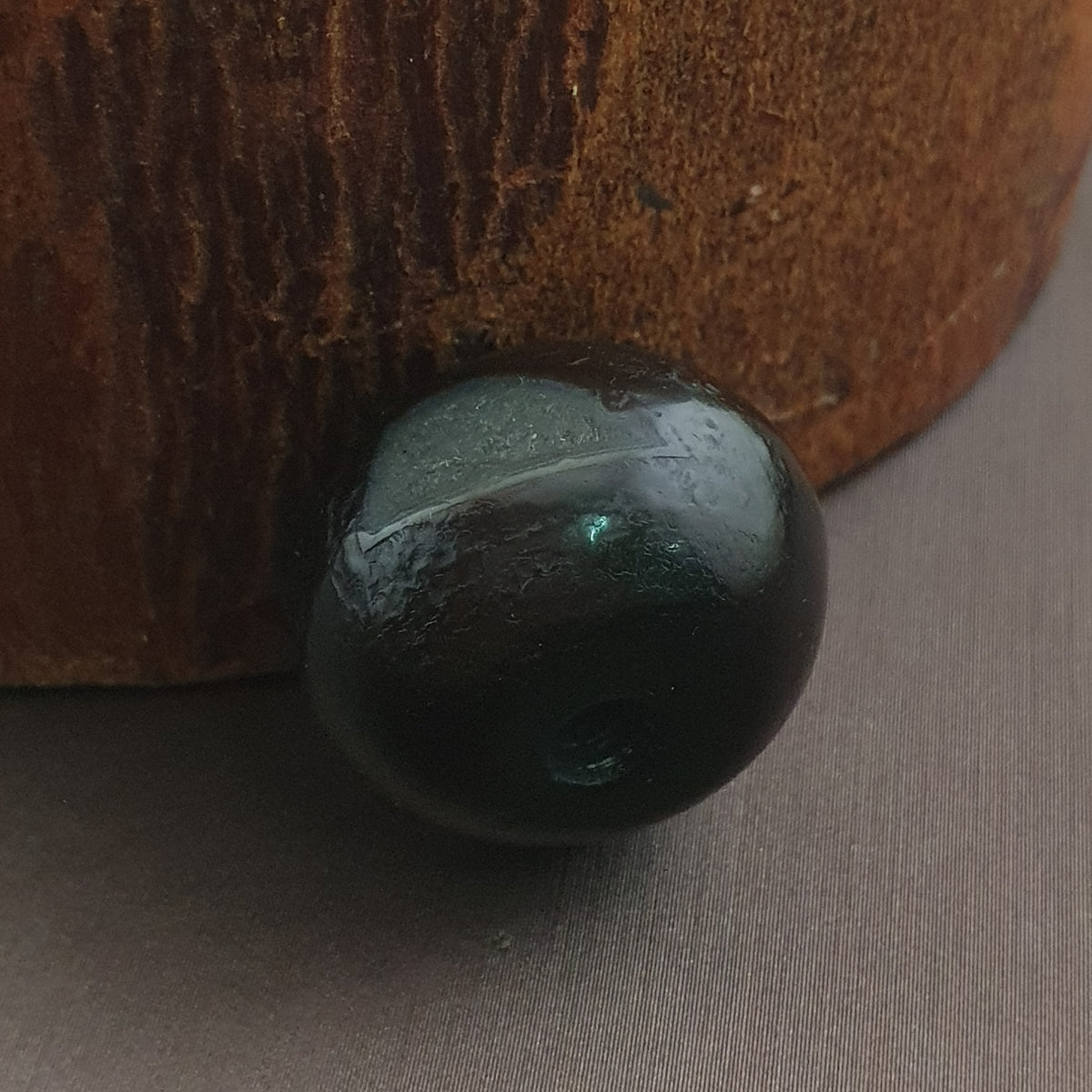 Amulette vintage en œil de Suleimani en agate naturelle, forme pneu