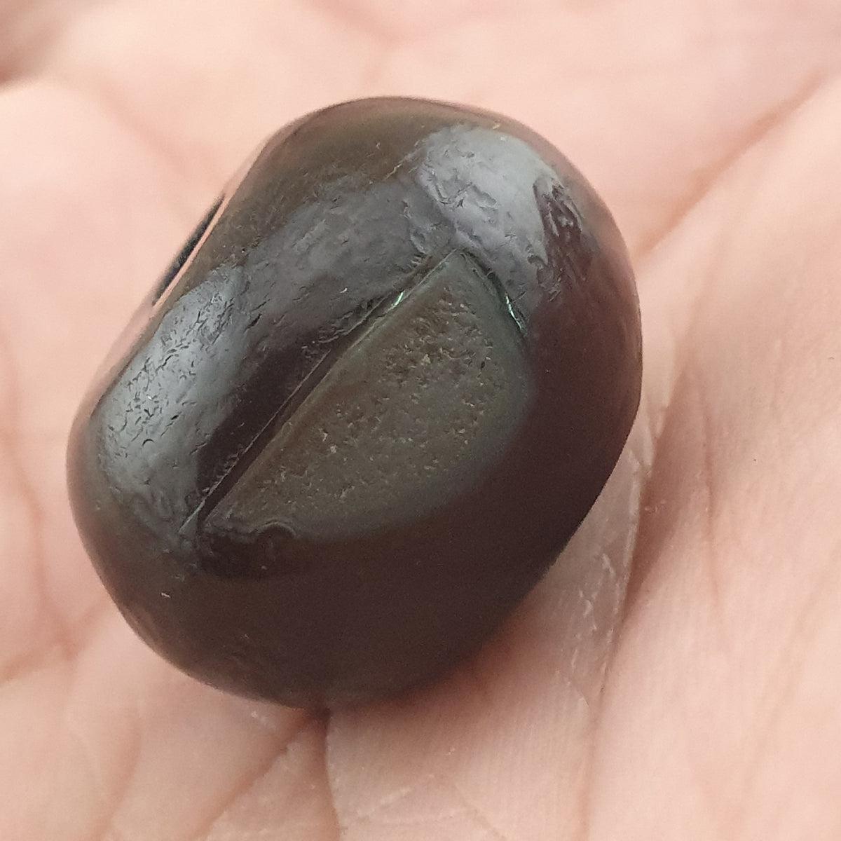 Amulette vintage en œil de Suleimani en agate naturelle, forme pneu