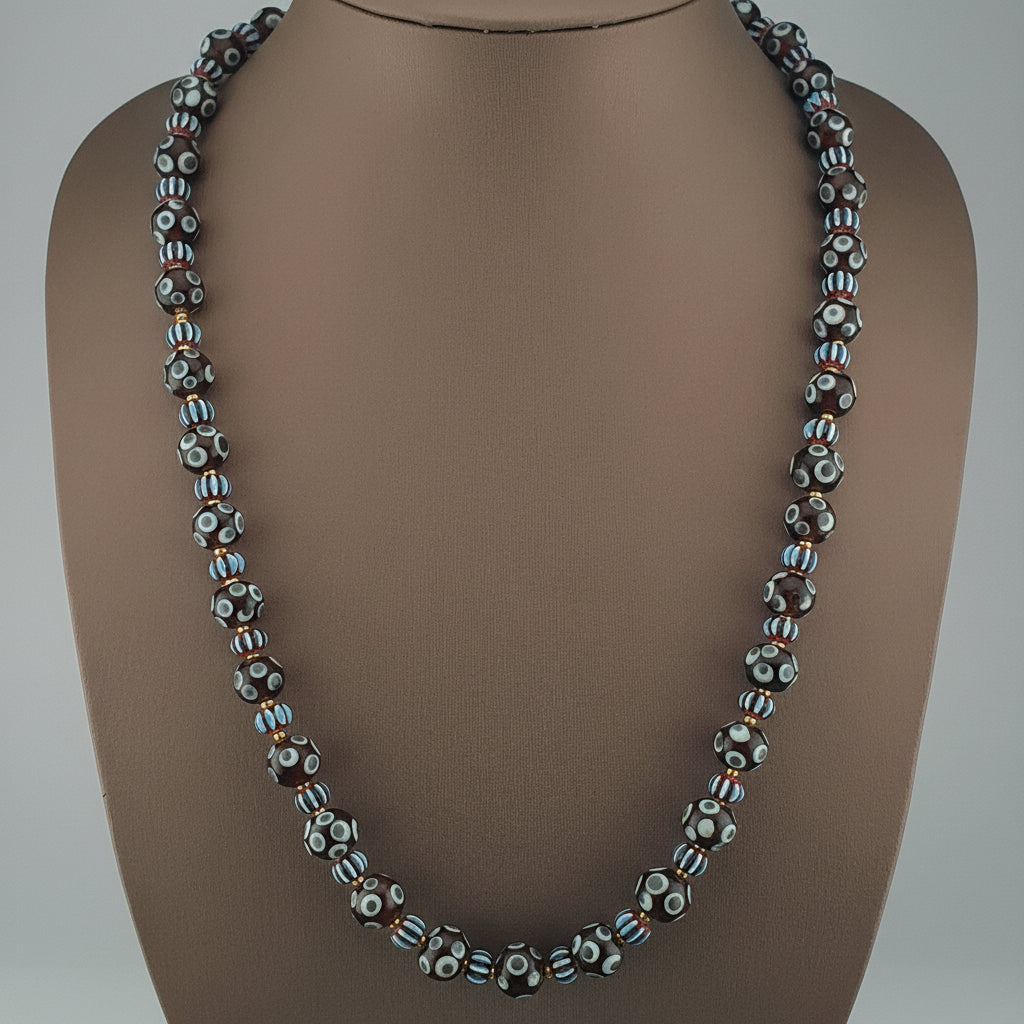 Collier de perles de verre vintage vénitiennes « yeux » et chevrons