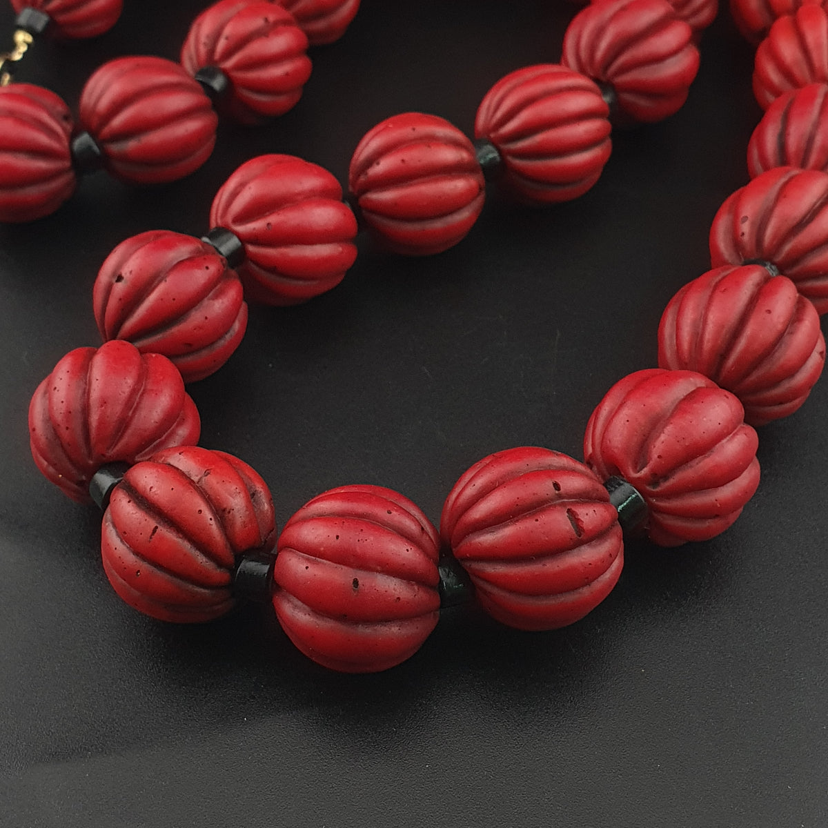 Antique African Style Deep Red Melon Shape Glass Beads Necklace