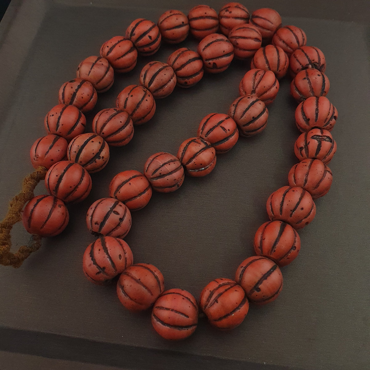 Collier en Perles de Verre Orange, Forme Melon, Style Africain Ancien