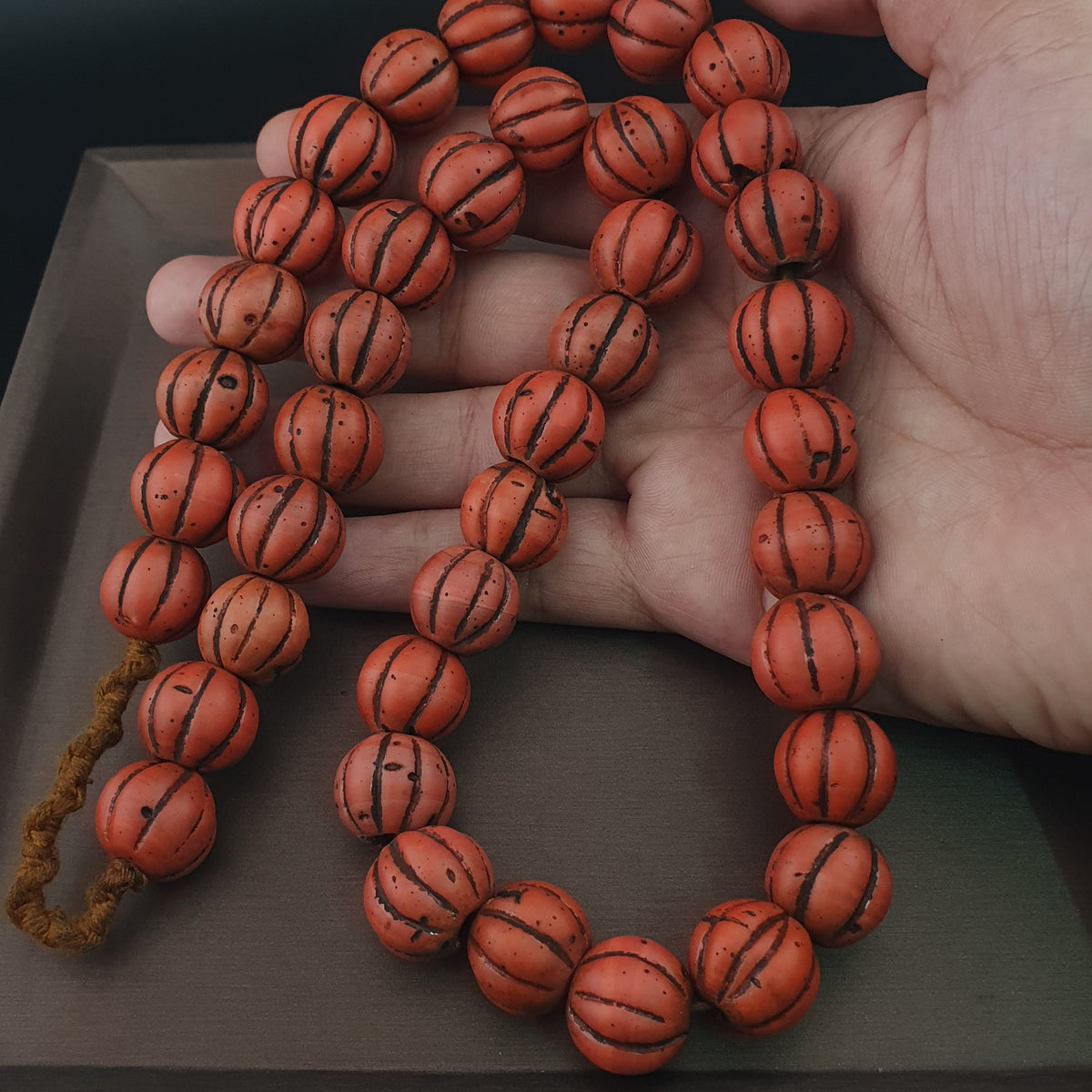 Collier en Perles de Verre Orange, Forme Melon, Style Africain Ancien