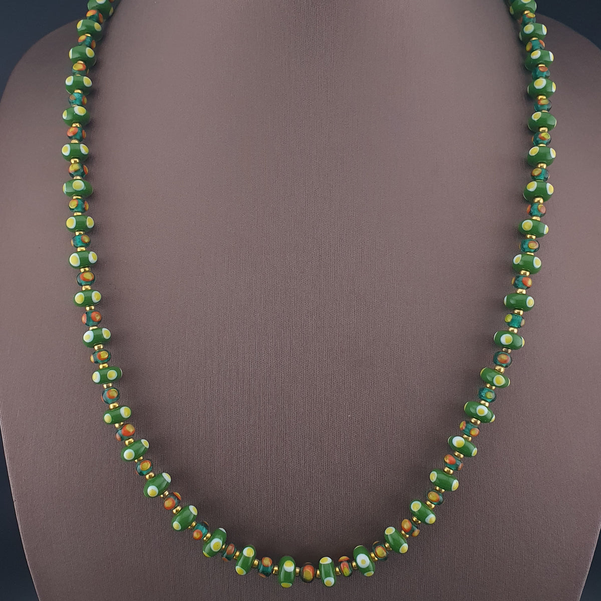 Vintage Tiny Venetian Style Tire Shape Eyes Glass Beads Necklace