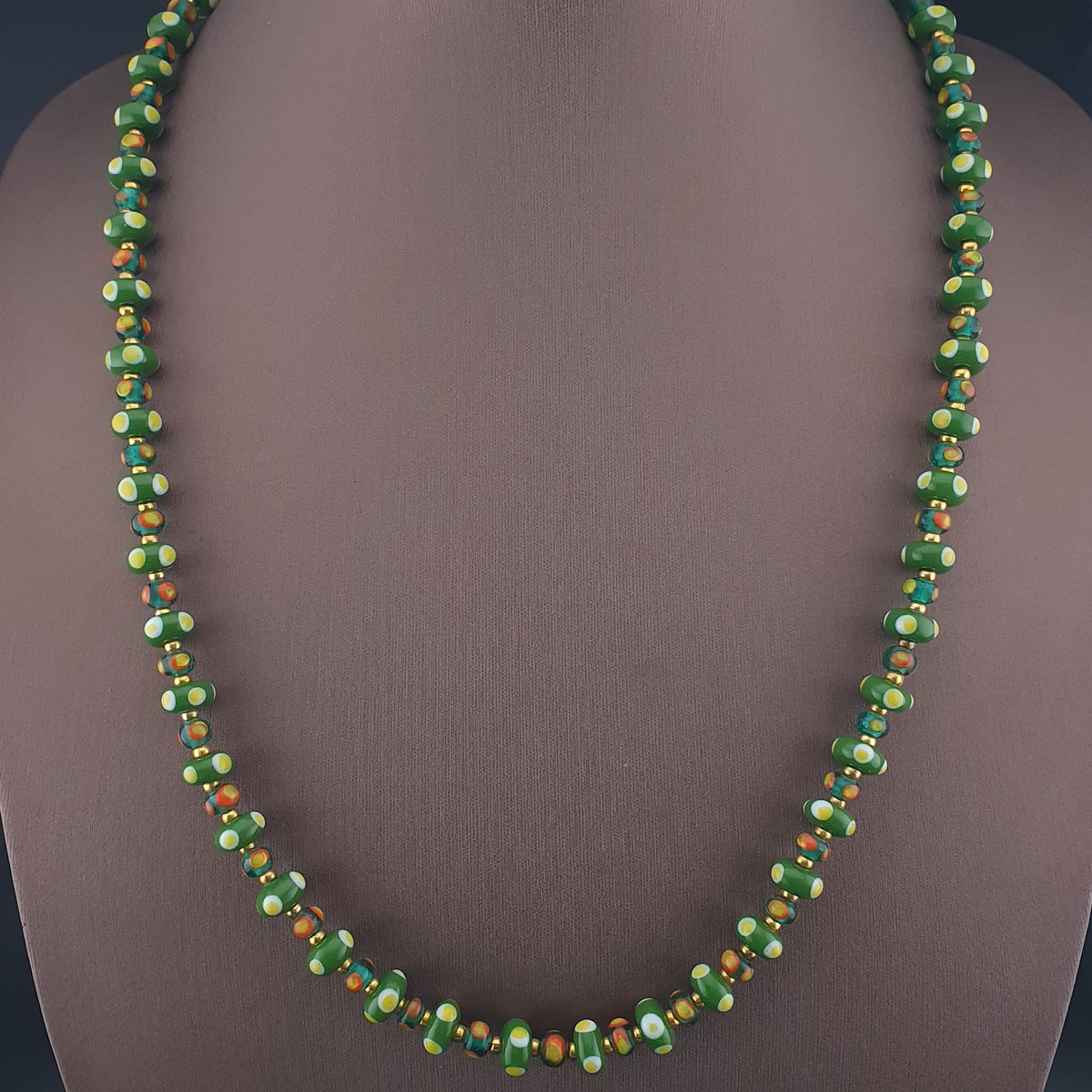 Vintage Tiny Venetian Style Tire Shape Eyes Glass Beads Necklace