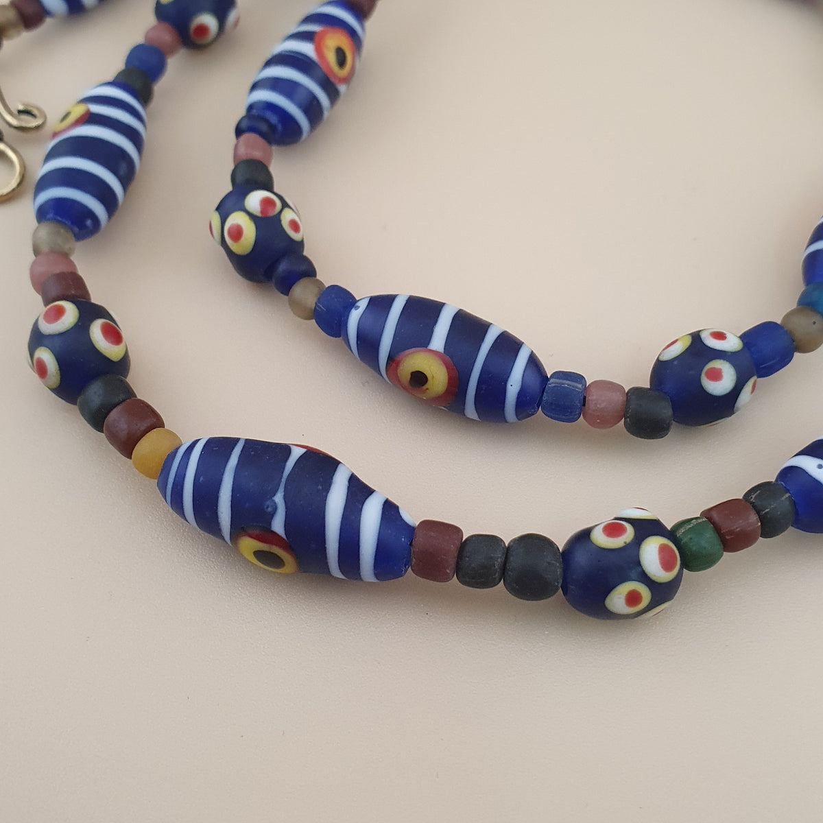 Vintage Venetian Style Strip Blue Eyes Skunk Trade Glass Beads Necklace