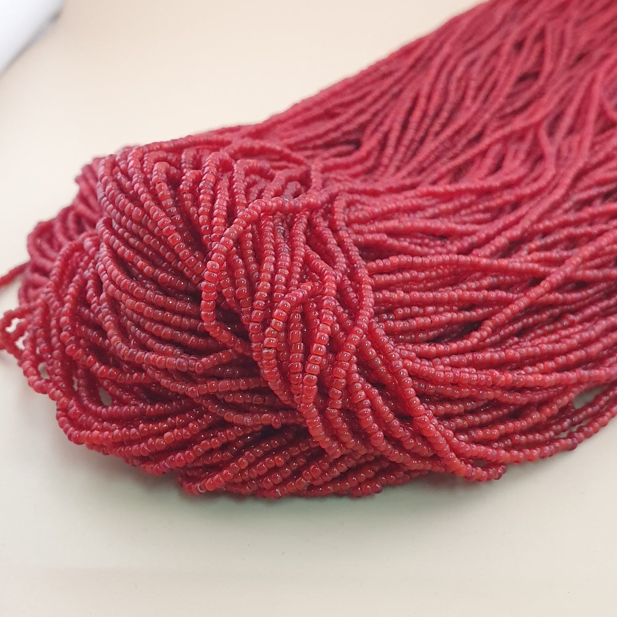 Antique Venetian Style 2-2.5mm Whiteheart Glass MultiStrand 20-21 Strands