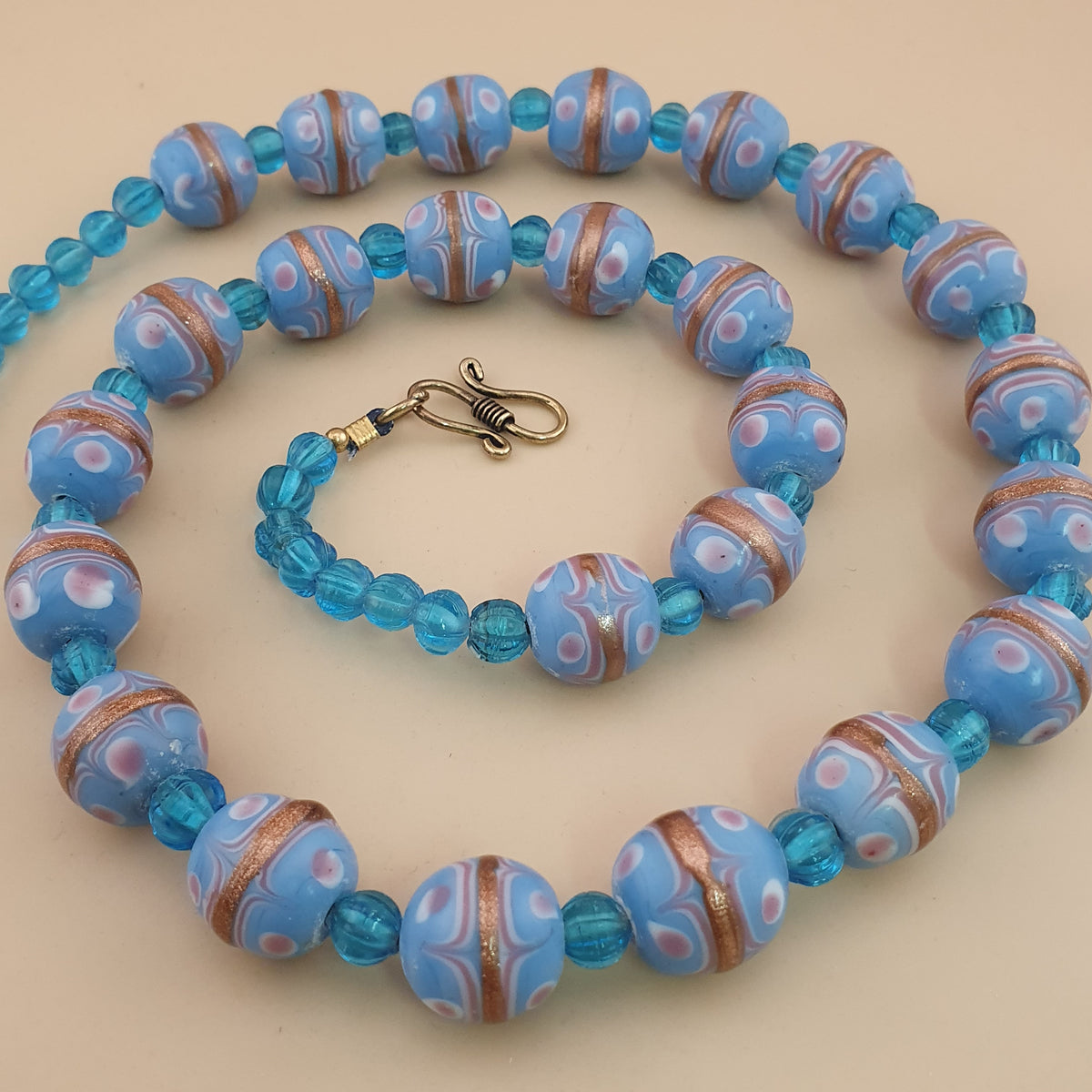 Collier de perles de verre aventurine, style vénitien vintage, pour gâteau de mariage
