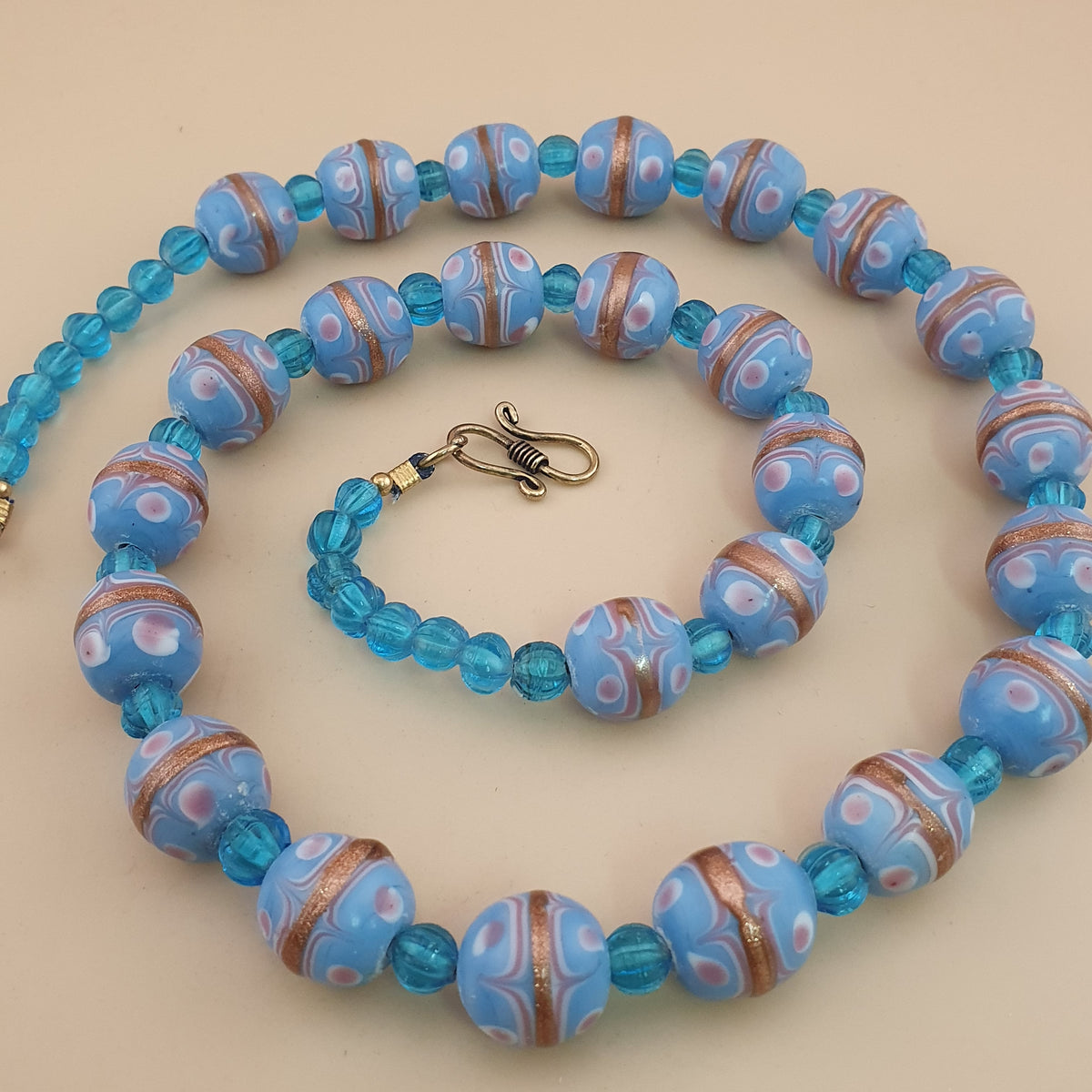 Collier de perles de verre aventurine, style vénitien vintage, pour gâteau de mariage