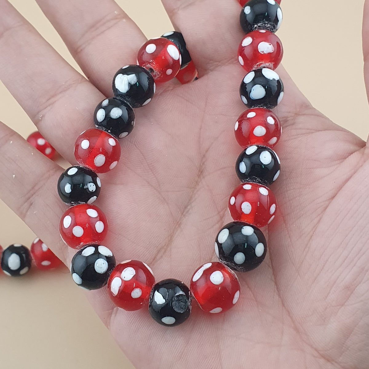 Vintage Venetian Style Dotted Red & Black Glass Beads Necklace Strand
