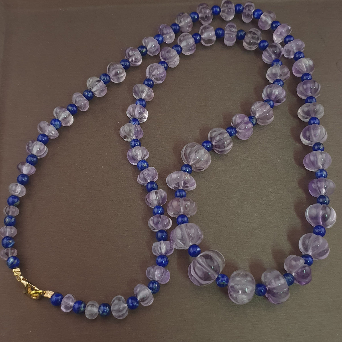 Vintage Melonenform Lila Amethyst mit Lapislazuli Perlen Halskette