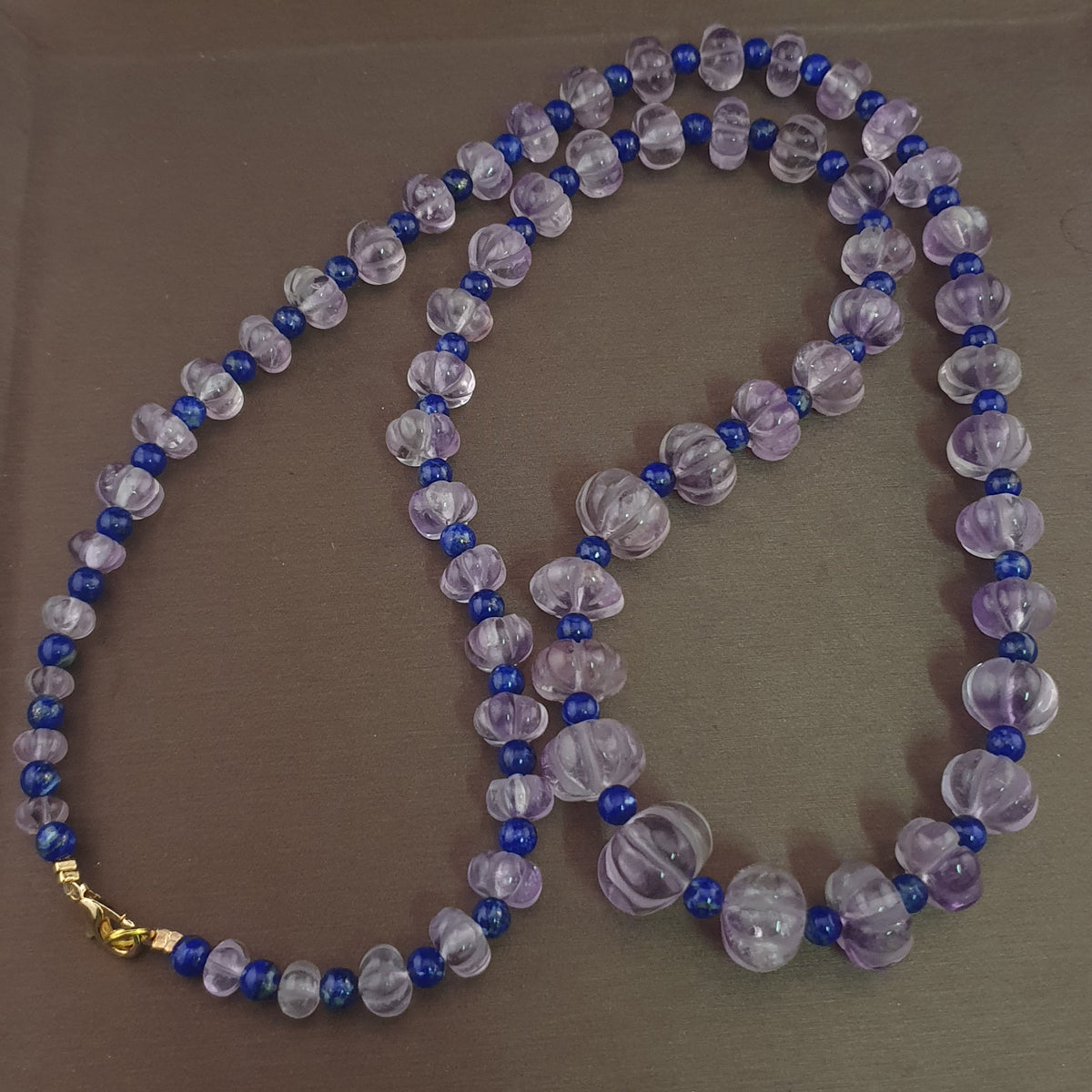Vintage Melonenform Lila Amethyst mit Lapislazuli Perlen Halskette
