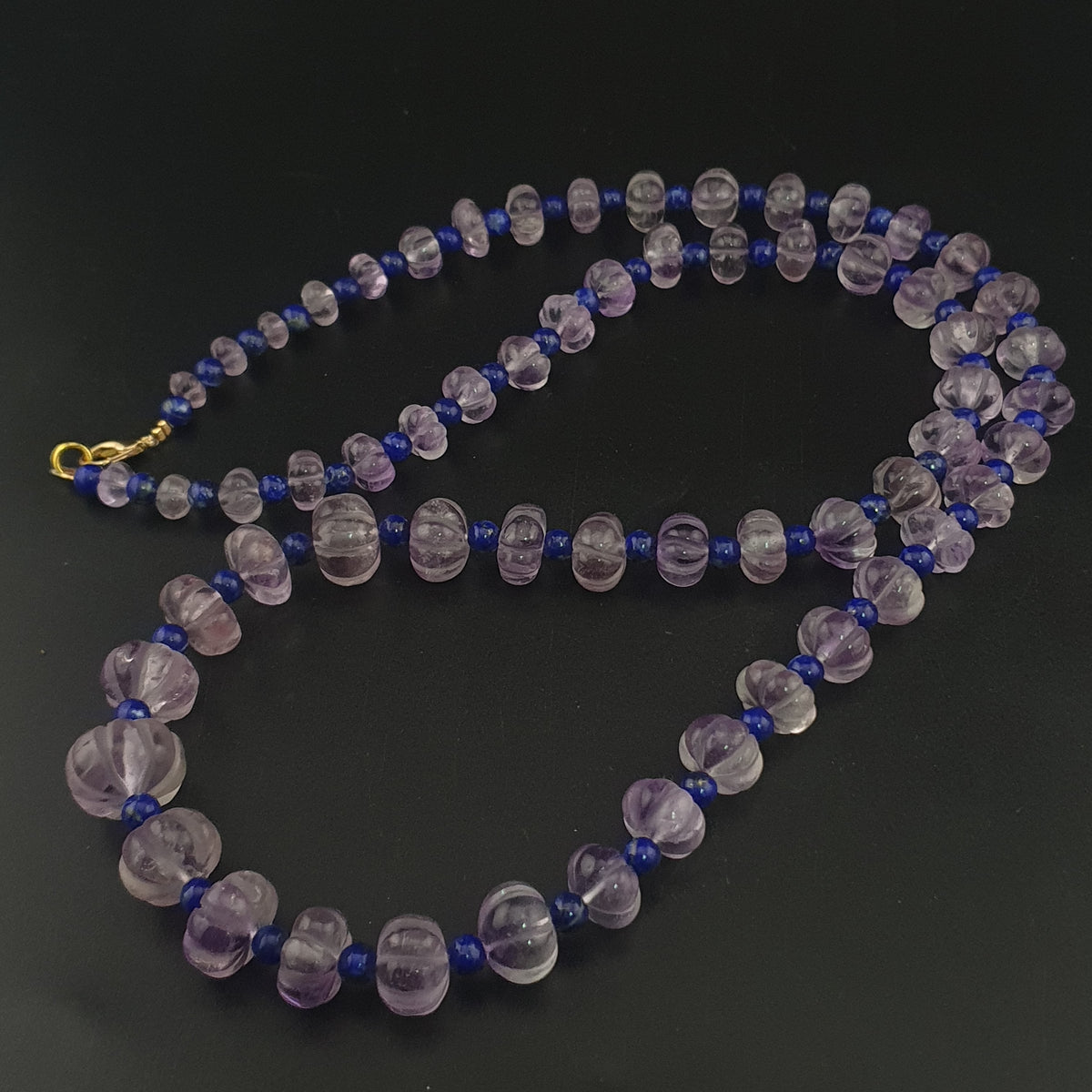 Vintage Melonenform Lila Amethyst mit Lapislazuli Perlen Halskette