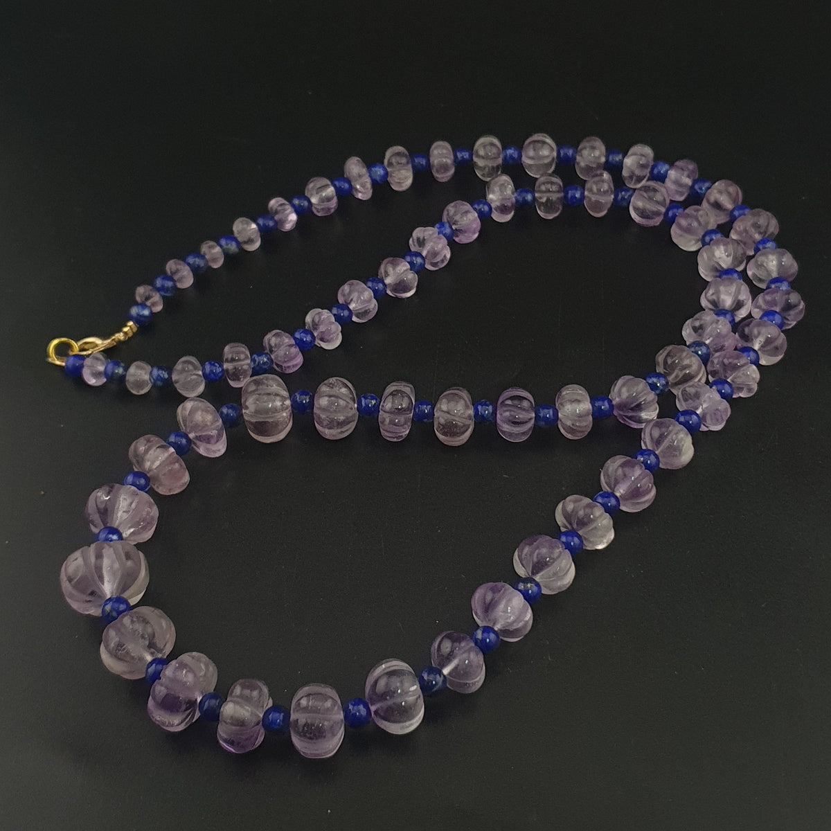 Vintage Melonenform Lila Amethyst mit Lapislazuli Perlen Halskette