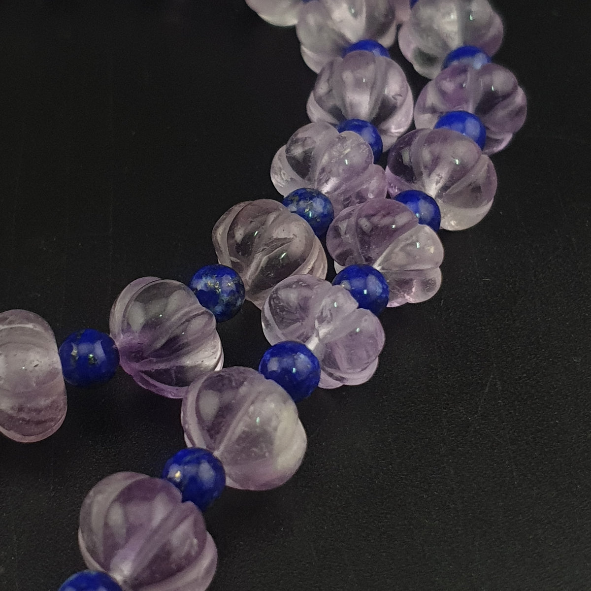 Vintage Melonenform Lila Amethyst mit Lapislazuli Perlen Halskette