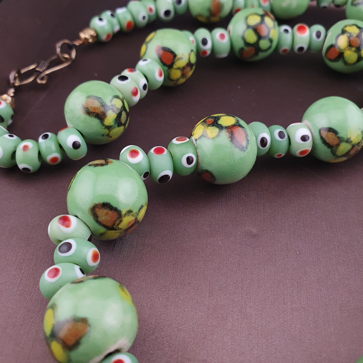 Vintage Venetian Style Skunk Eye Tire Shape & Floral Printed Glass Beads Necklace